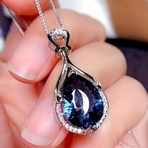 Dark Blue Zirconia Pendant Necklace